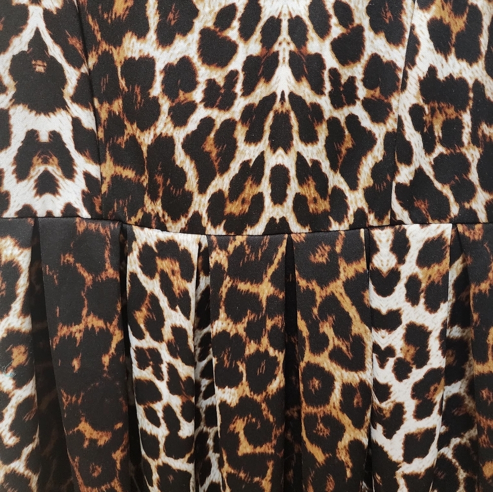 Gianni Bini Leopard Print Sleeveless Dress - Picture 12 of 12